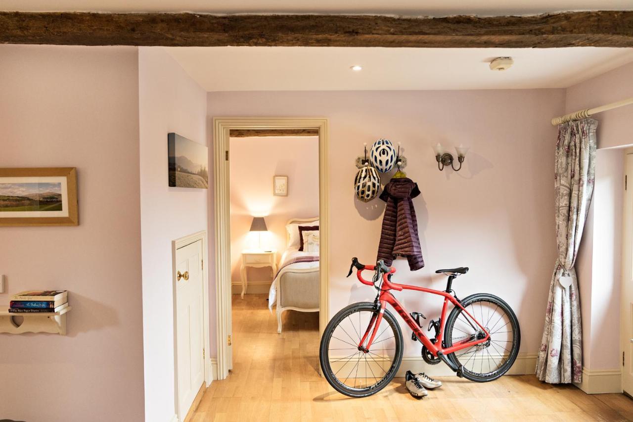 Neuadd B&B Suites Crickhowell Exterior photo
