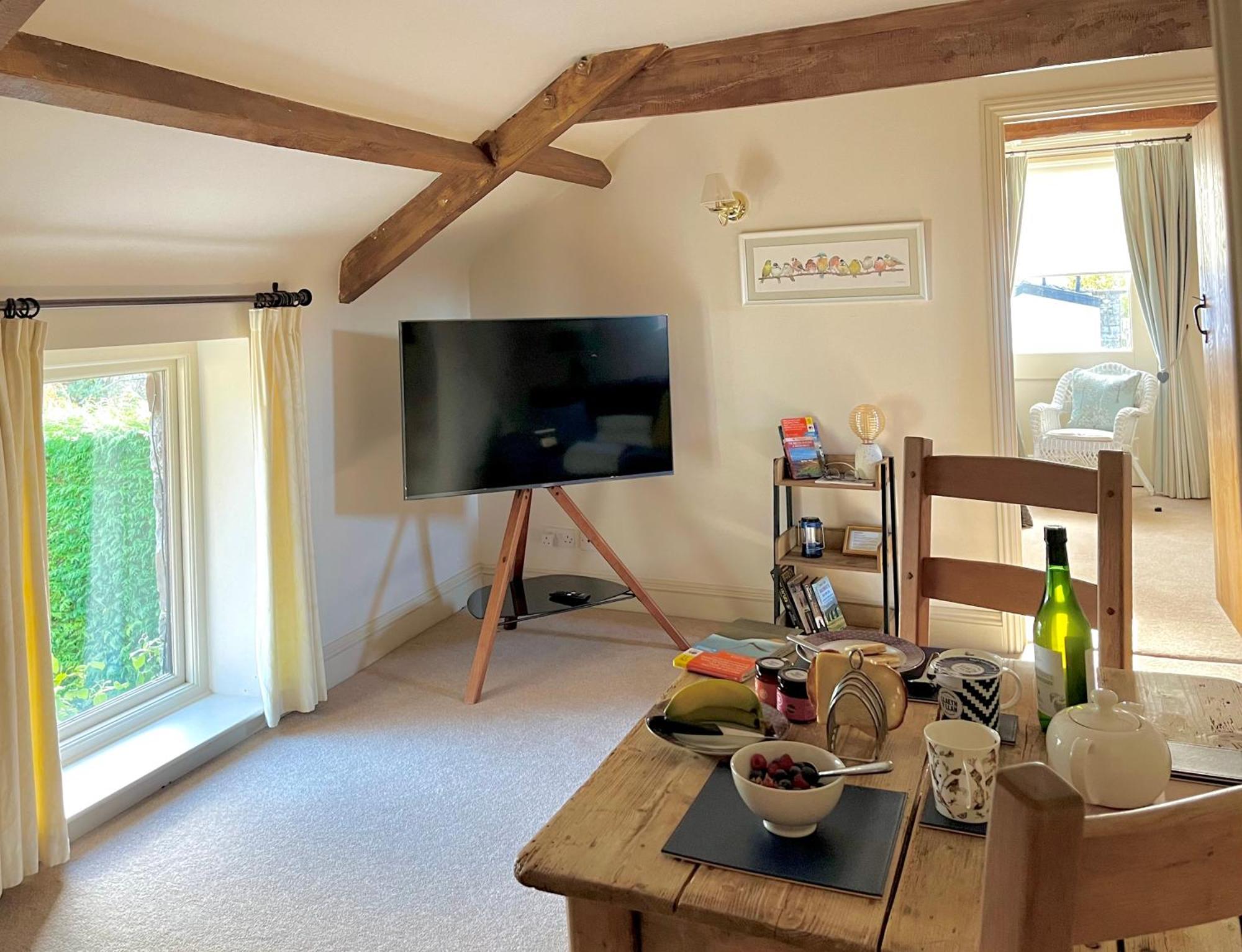 Neuadd B&B Suites Crickhowell Exterior photo